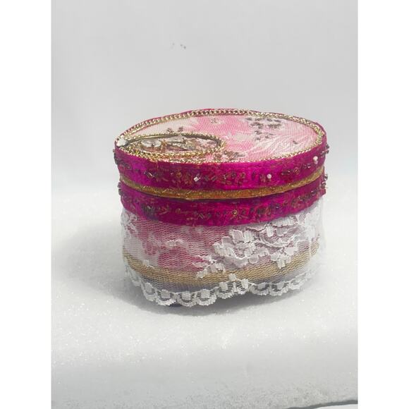 Keepsake Jewelry Box for Mementos Trinkets Jewelry Desk Items Potpourri - Picture 3 of 10